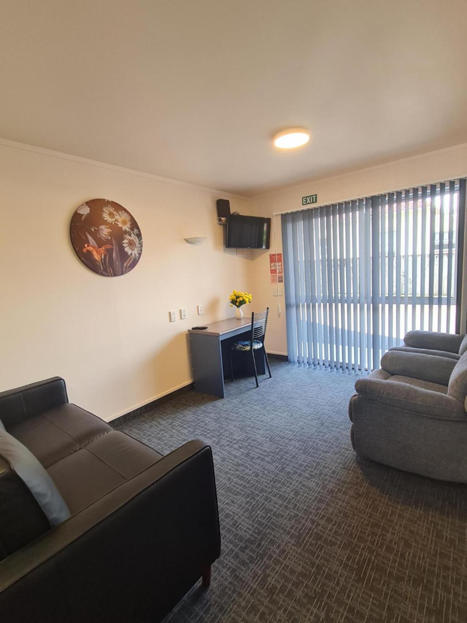 Avenue Heights Motel Фангареи Экстерьер фото